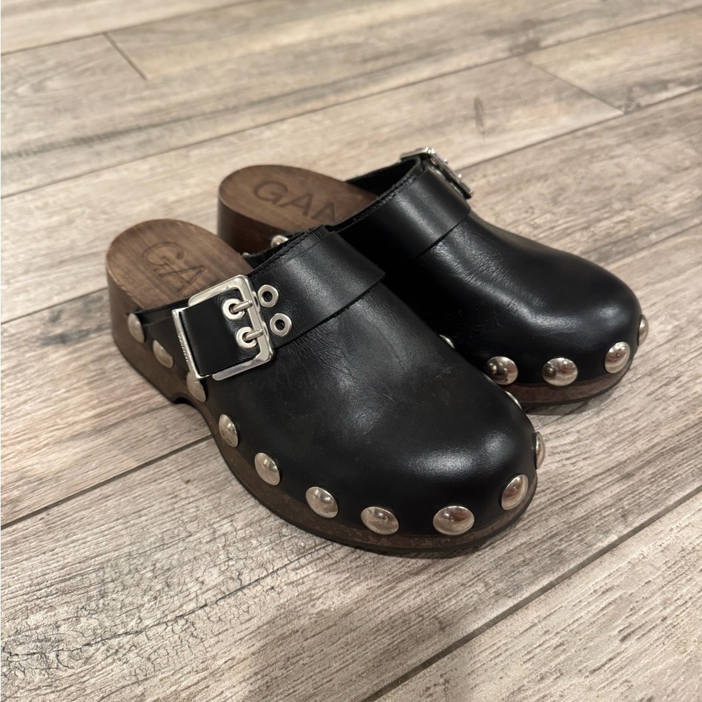 GANNI Black Leather Clogs with Silver Studs